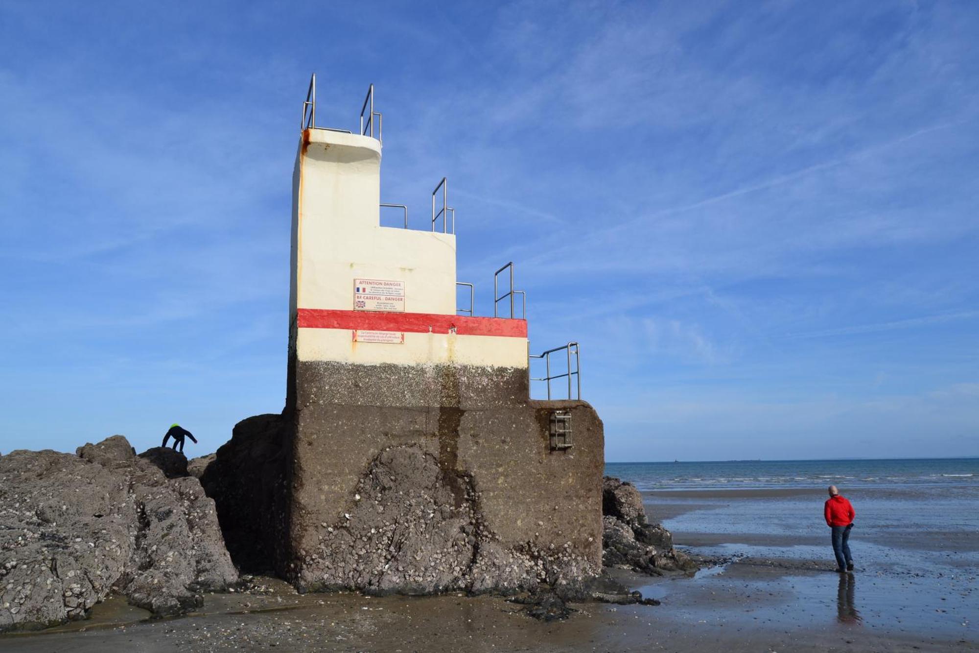 Des 3 Iles, En Plein Centre-ville, A 5 Min Des Plages, 3 Neufs Etables-sur-Mer